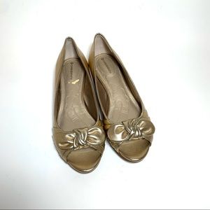 Gianni Bernini Peep Toe Wedge Heel Pump Singa, Gold